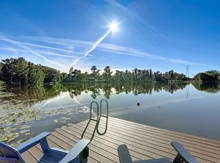 17208 Orangewood Dr, Lutz, FL 33548