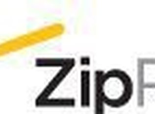 2204 N Carson Ct, Visalia, CA