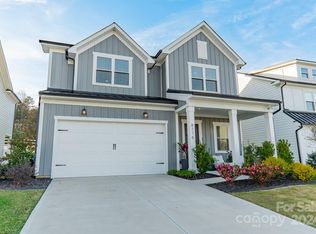 8116 Eliot St, Matthews, NC 28105