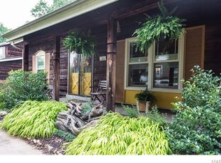 1480 Sandpointe Ct, Ballwin, MO 63021