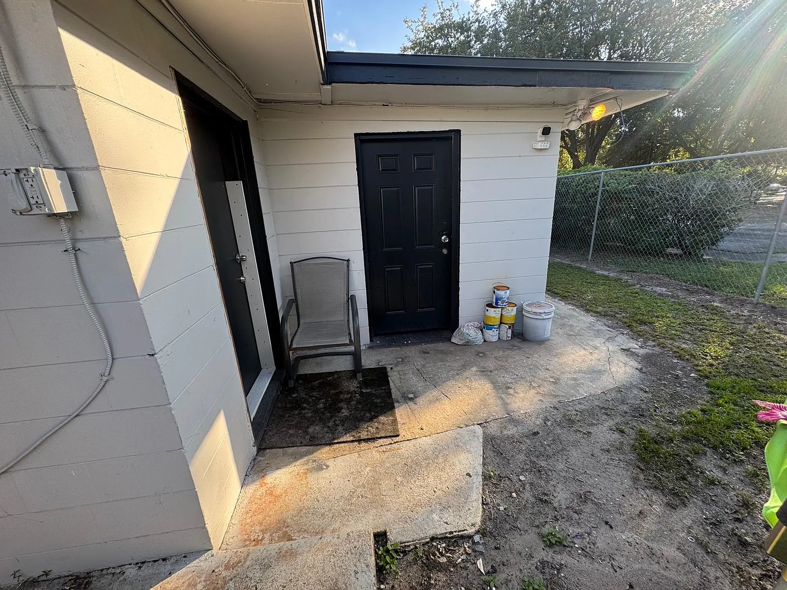 3 bed, 1.5 bath, 1548 sqft, $1,900 — Photo 2