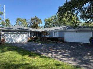 842-844 Linworth Rd E, Columbus, OH 43235