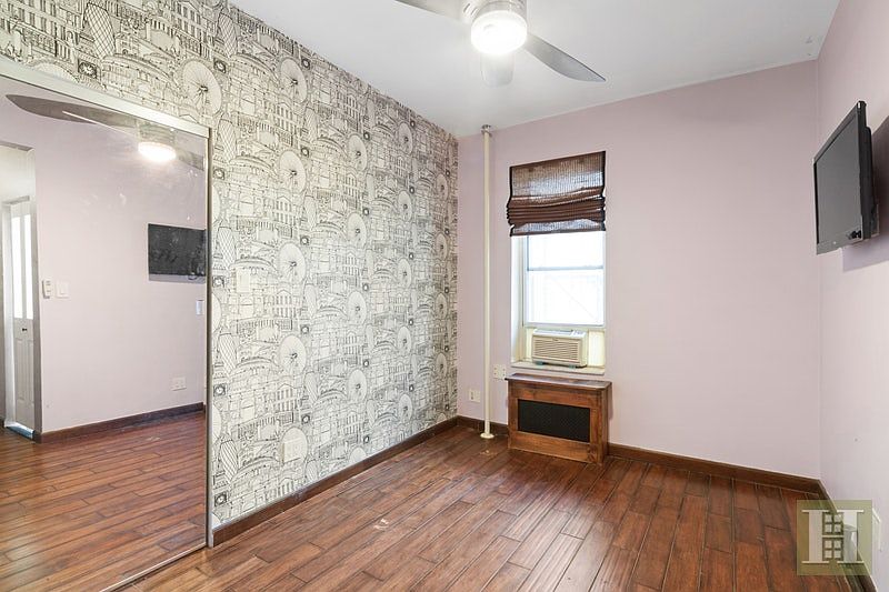 2nd image of 128 W 138th St APT 5E