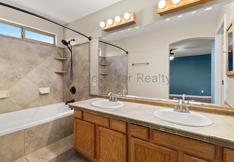 15957 W Cottonwood St — Photo 22