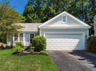 3884 Deer Knoll Dr, Columbus, OH 43230