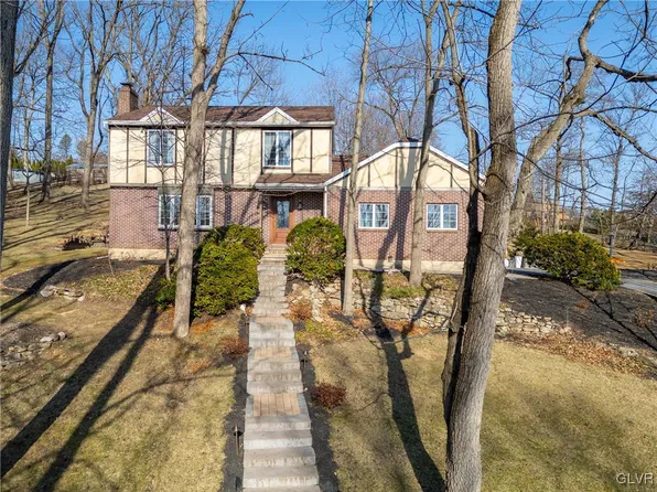 3125 Woodlane Ave N, Orefield, PA 18069