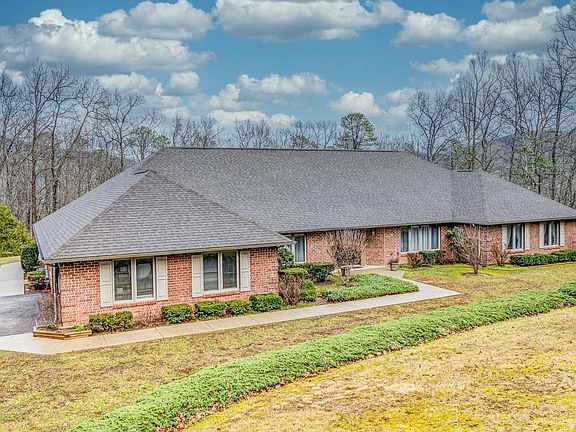 4th image of 2915 Forest Acre Ct