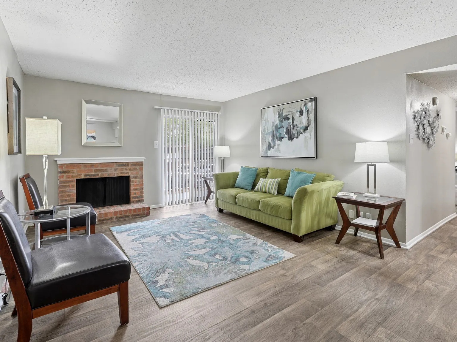 Westdale Pointe — Photo 3