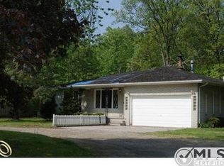 6334 Heyer St, Romulus, MI 48174