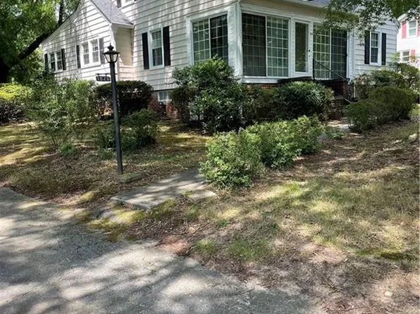 1826 S Park Dr, Reidsville, NC 27320