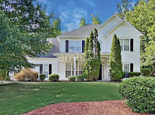 155 Valley Bluff Dr, Fayetteville, GA 30215