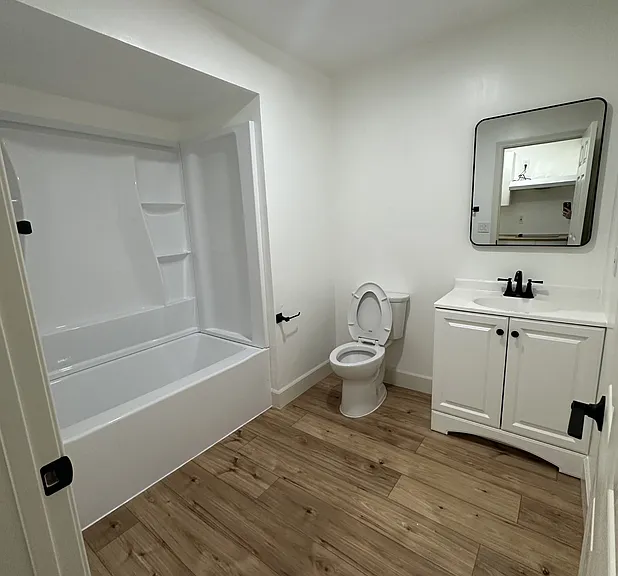 2091 W Orange Ave #2 — Photo 2