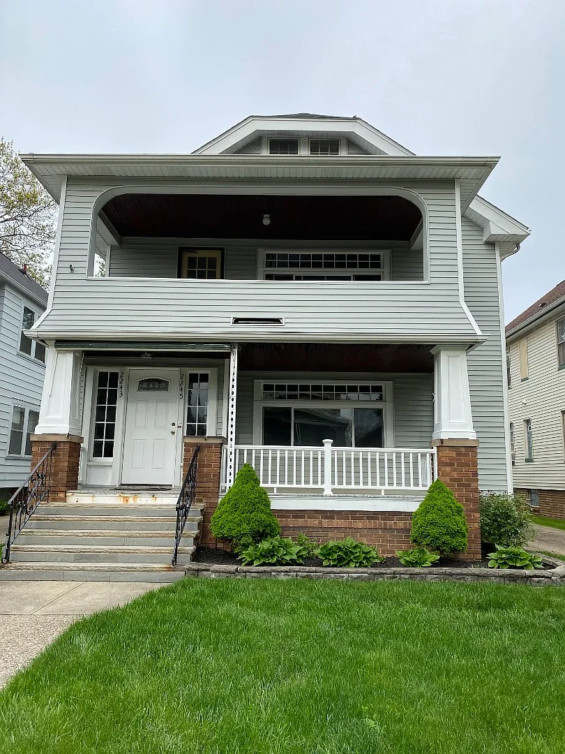 2243 Northland Avenue - Upstairs — Photo 1