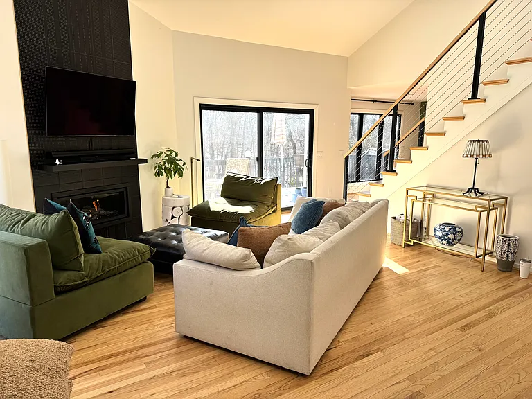 1209 Hidden Wood Pl — Photo 3