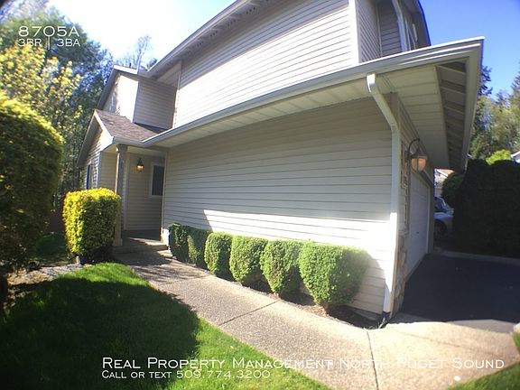 2nd image of 8705A 1st Pl NE