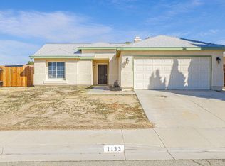 1133 Oakwood Ln, Rosamond, CA