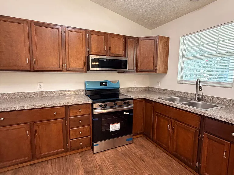 25 Cedar Trce — Photo 12