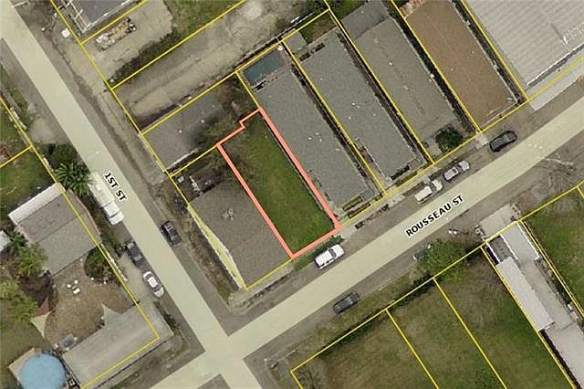 1st image of 2377 Rousseau St