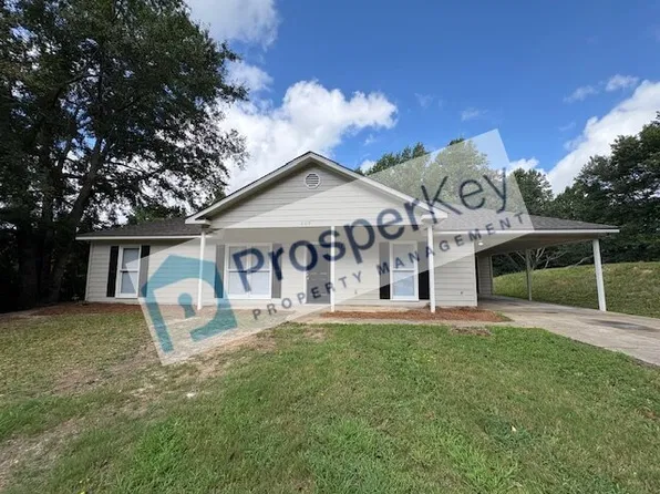 205 Bonanza Dr, Phenix City, AL 36869