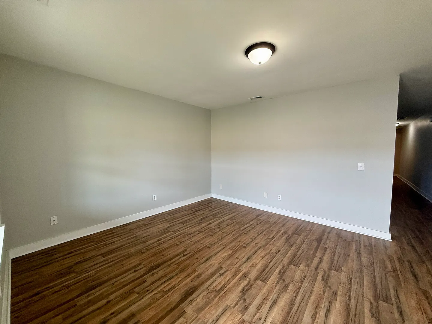 410 West Vine Street — Photo 2