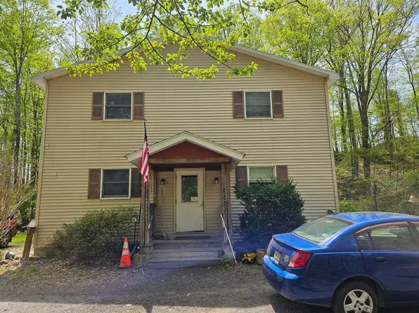 135 Marsh Rd, Stroudsburg, PA 18360