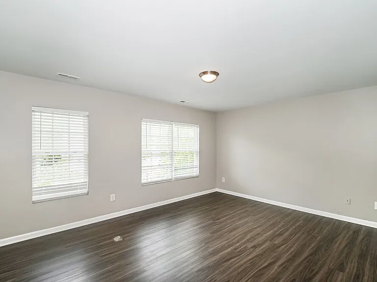 818 Rook Rd — Photo 8
