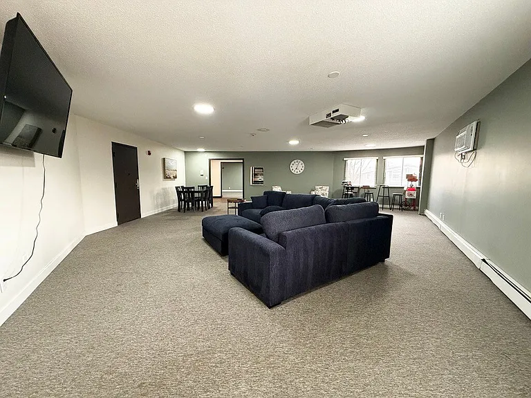 A Community Common Room to Enjoy