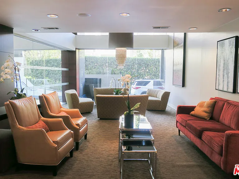 7250 Franklin Ave #801 — Photo 15