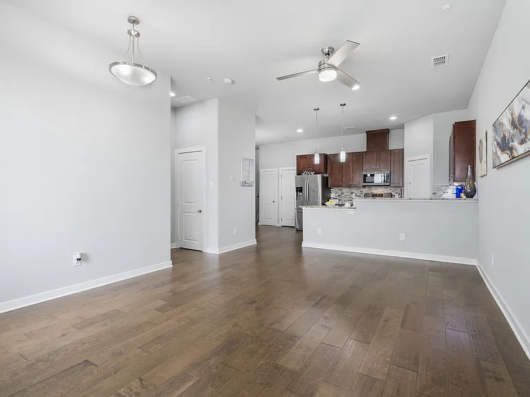 5871 Rivendell Dr — Photo 18
