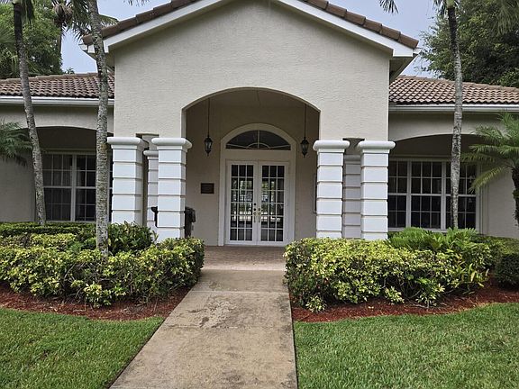 4th image of 4675 Palmbrooke Cir