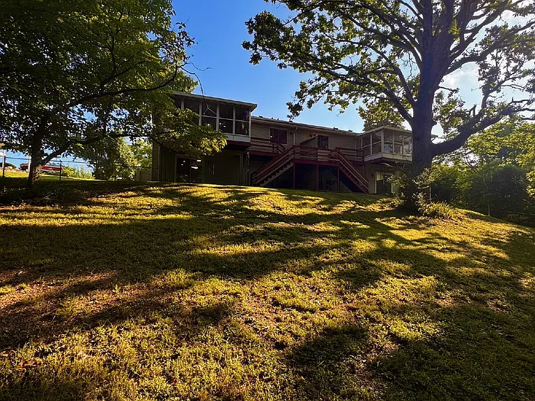 14911 Dutchmans Dr — Photo 25