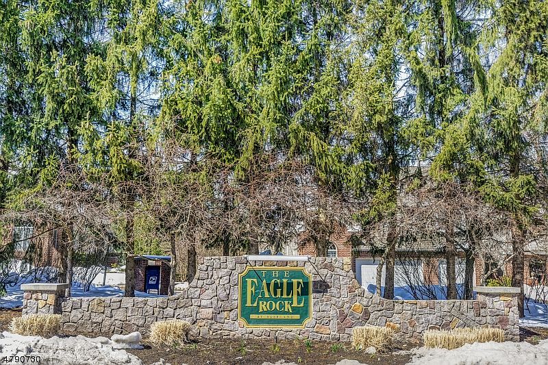 1st image of 6 Meeker Ct, C0035
