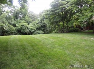 Tanewood Ct, Belleville, IL 62223