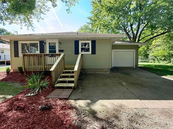 139 N Vail St, Geneseo, IL 61254
