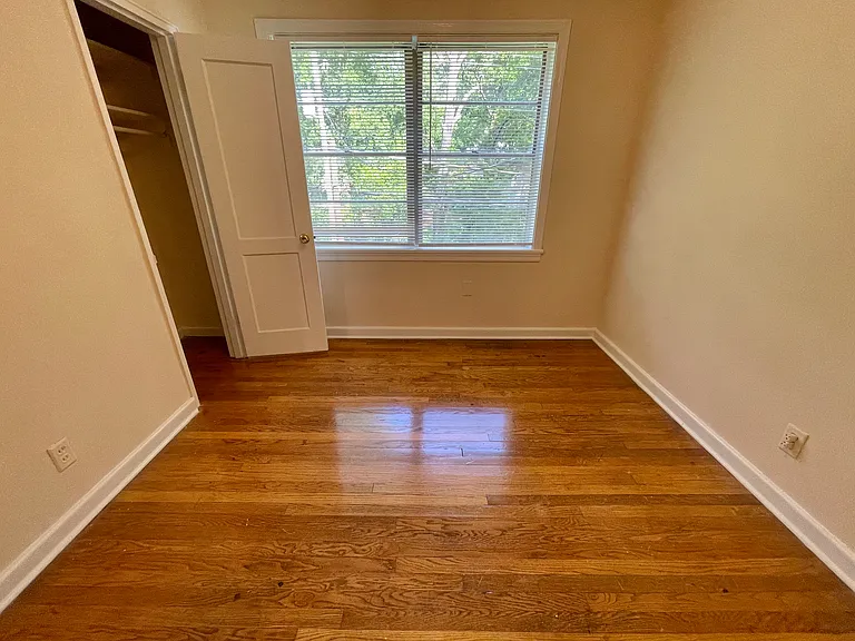 1663 Valley Ave — Photo 64