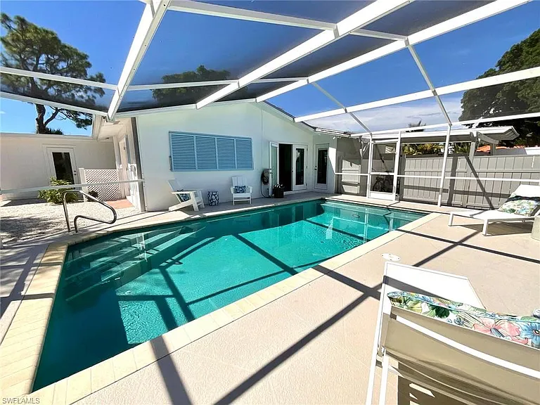 1530 Mandarin Rd — Photo 32