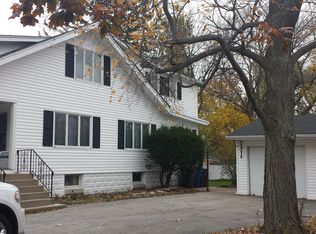 18329 Riegel Rd, Homewood, IL 60430