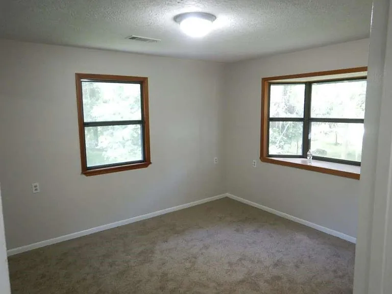 203 Ferguson Dr — Photo 14