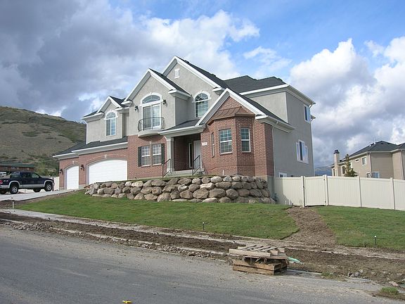 2nd image of 14284 S Trailview Way