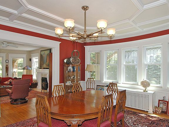 Entertaining sized dining room