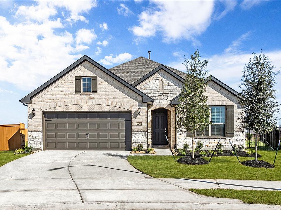 1st image of 2092 Rose Ln