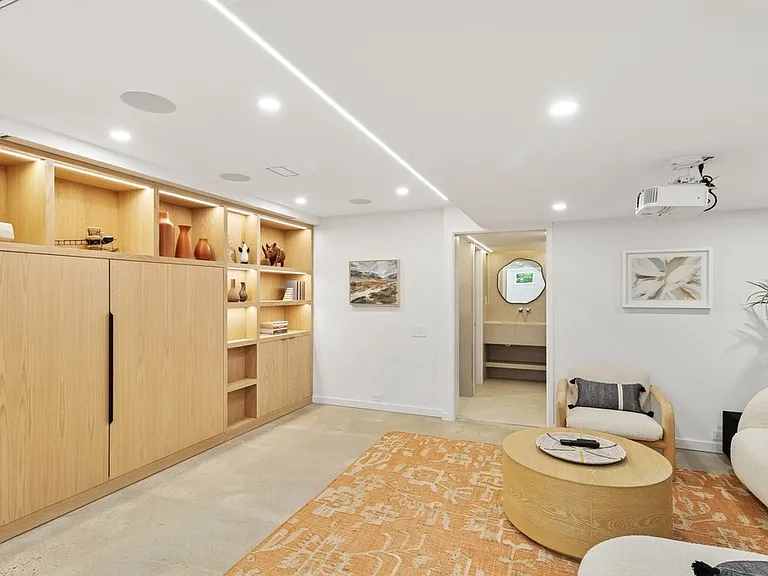 9 Banks Ct — Photo 30