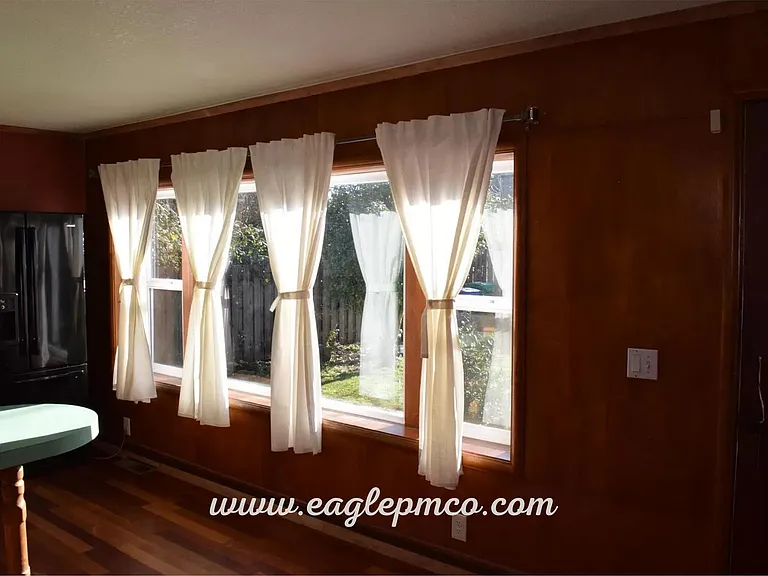 5710 SE Woodstock Blvd — Photo 13