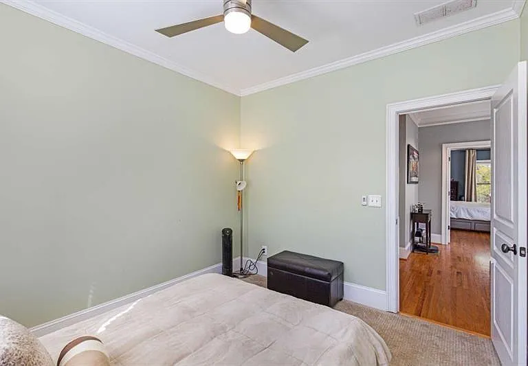 1390 Marion Walk SE — Photo 36