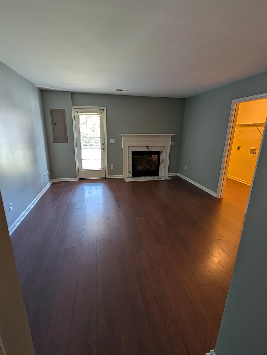 Building Photo - 307 Canewood Pl
