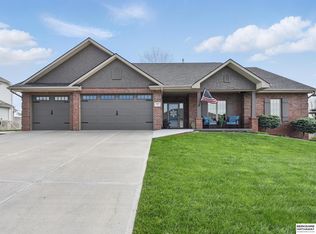 8153 Swallowtail St, Papillion, NE 68046