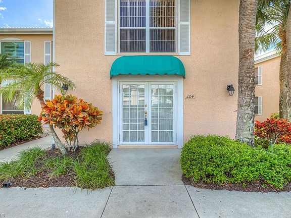 2nd image of 816 Gulf Pavilion Dr #204