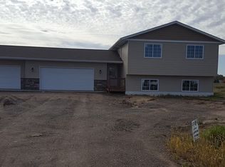 8379 Deer Valley Pne, City Township, MN 55063