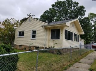 81 N Merrimac St, Pontiac, MI