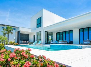 622 Bayshore Dr, Osprey, FL 34229